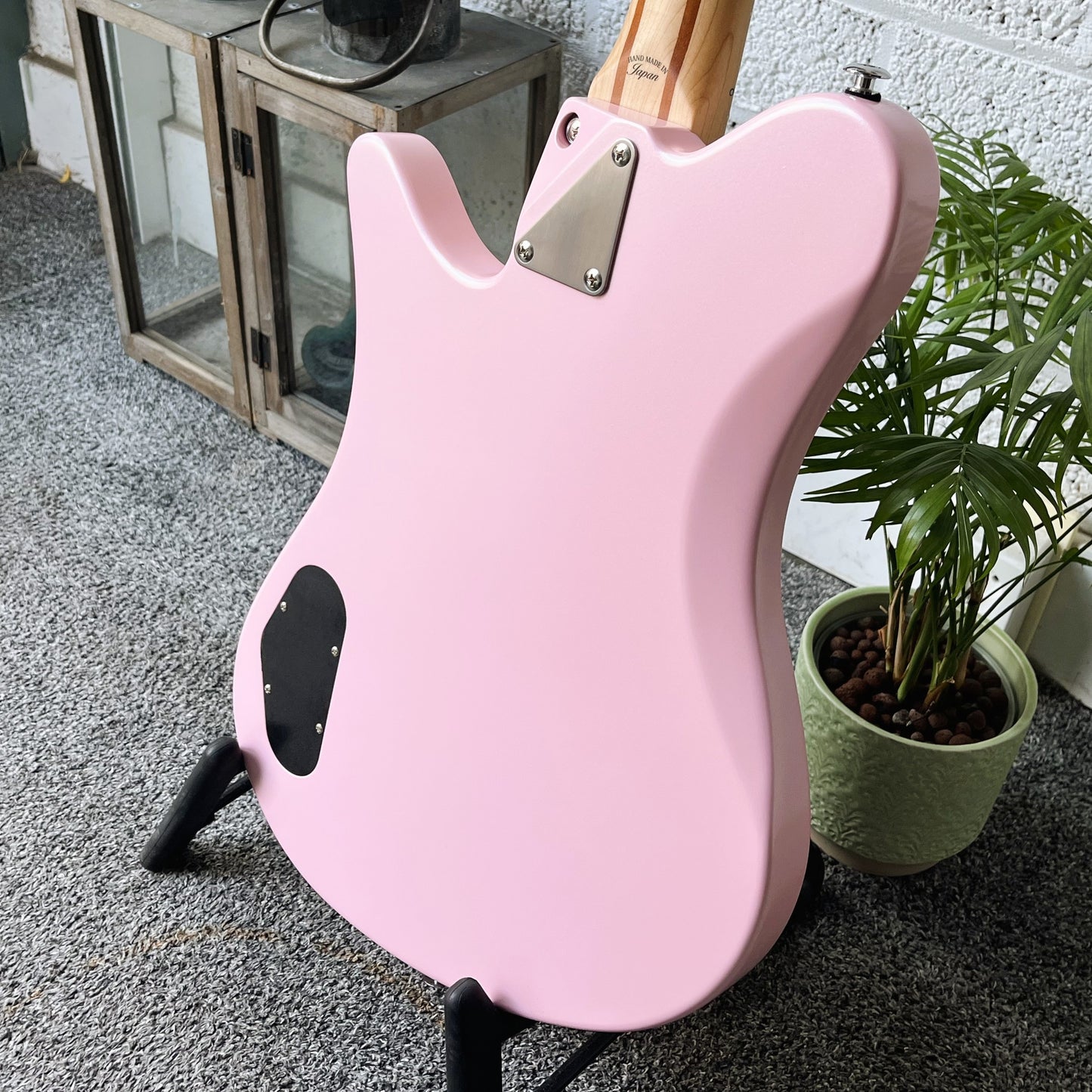 OOPEGG Strombreaker Pearl Pink-Side Back