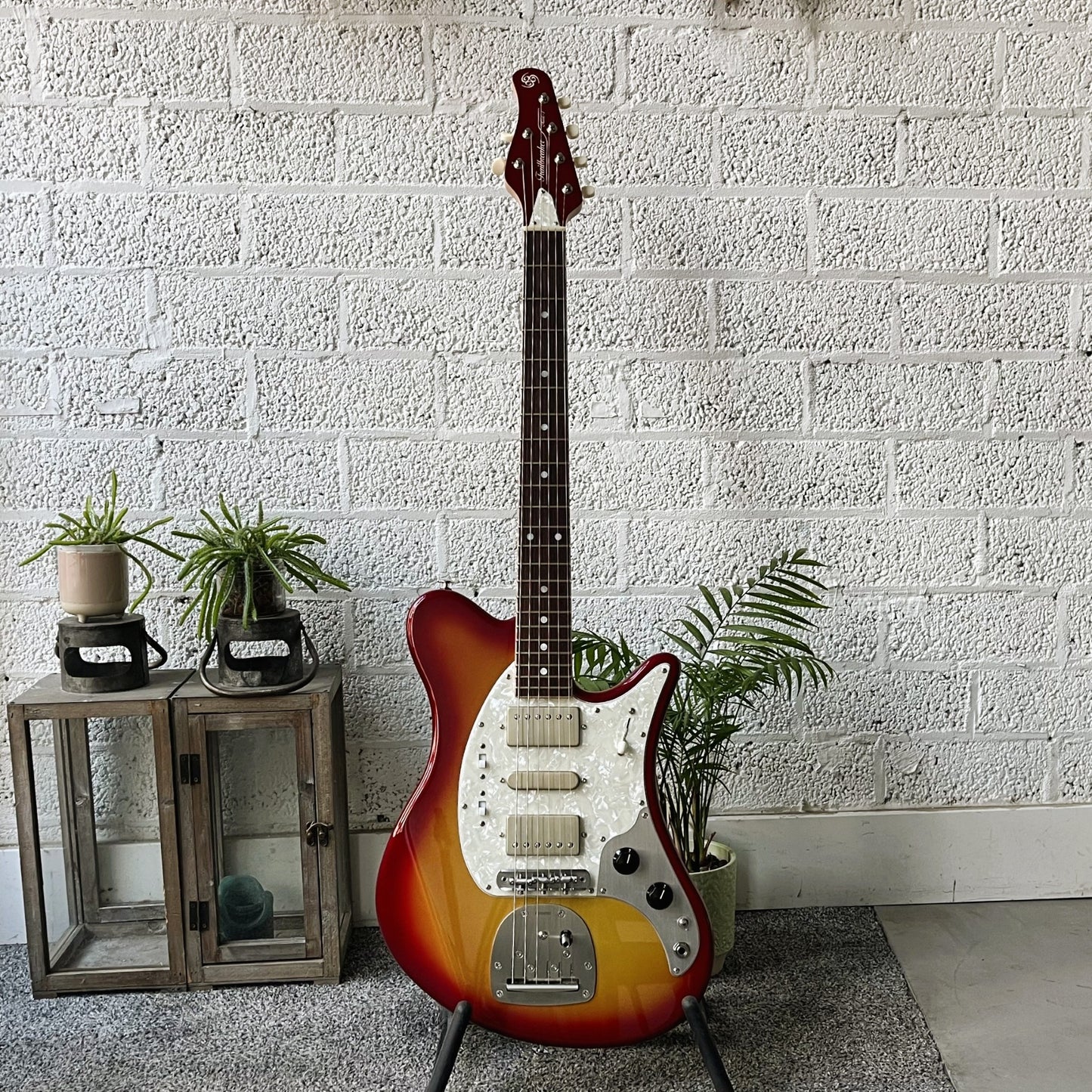 OOPEGG Trailbreaker MK1 Fireburst